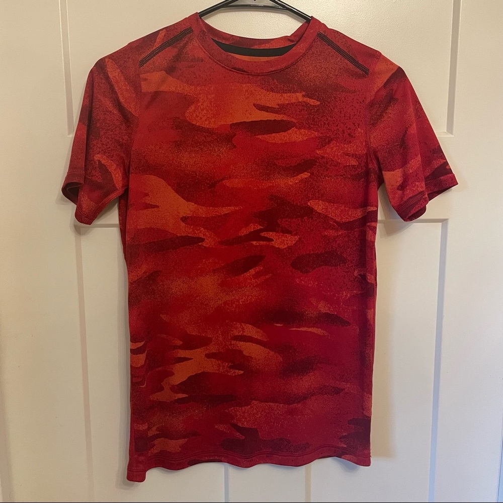 All In Motion boys shirt size large (12/14)